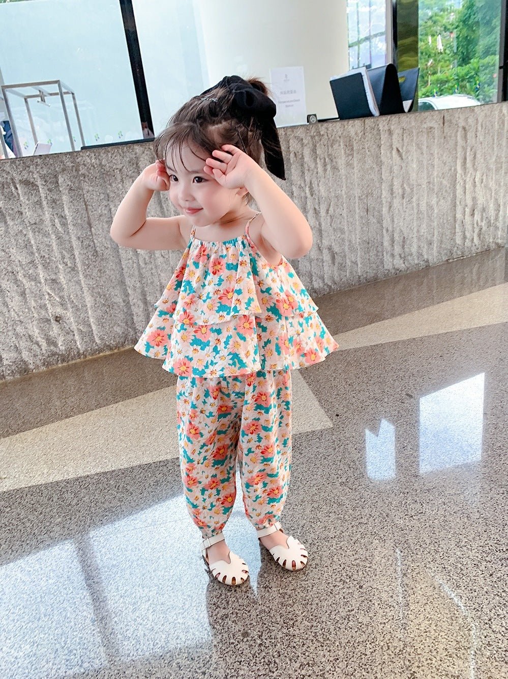 New Girl's Cute Floral Vest And Anti-mosquito Pants Two-piece Set