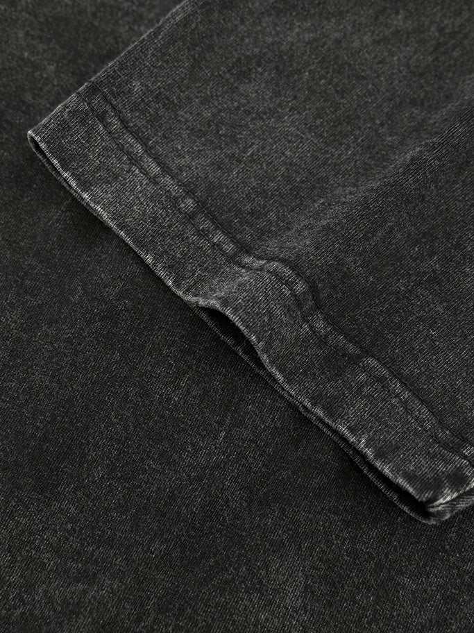 Men's round neck short sleeve t-shirt, black fabric detail, 95% cotton, 5% polyester.