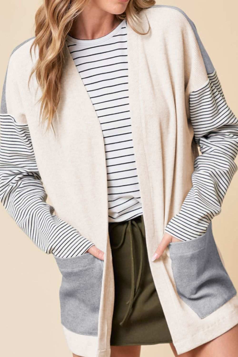 Open front long sleeve striped cardigan with pockets in beige and gray tones