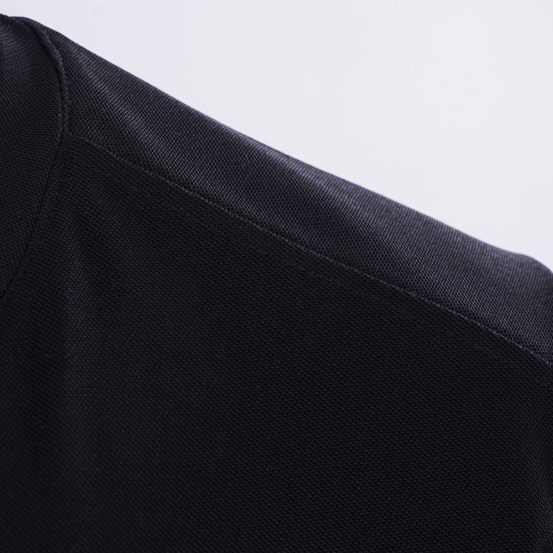 Black Cooling Wear-resistant Cut-resistant And Easy-to-clean T-shirt