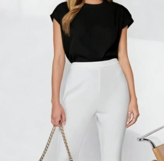 Women's Backless VNeck Versatile And Stylish ShortSleeve Top