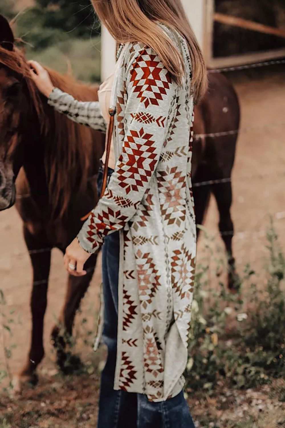 Geometric open front long sleeve cover up with basic style and slight stretch.