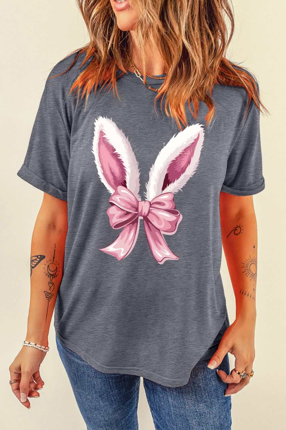 Bunny Ear Bow Graphic Short Sleeve T-Shirt with basic style and slightly stretchy fabric.