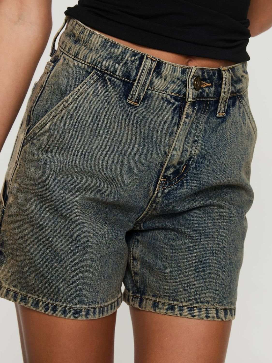 Washed high rise denim shorts, pocketed design, no stretch.