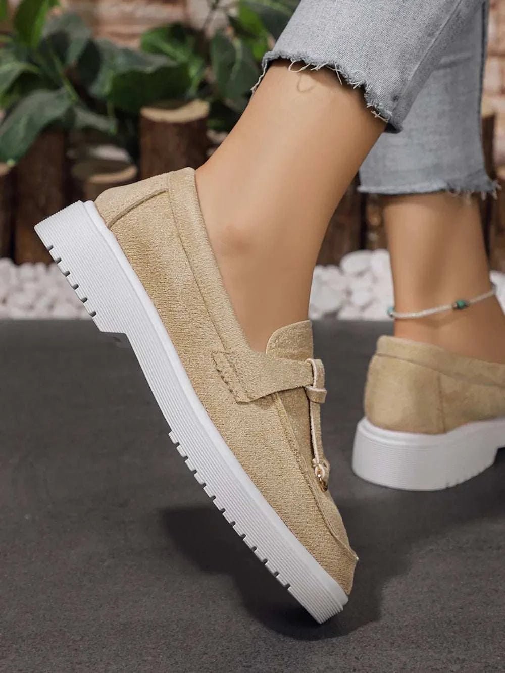 a598b9bf-3a33-44a2-883f-9a58f5cff38f-Max