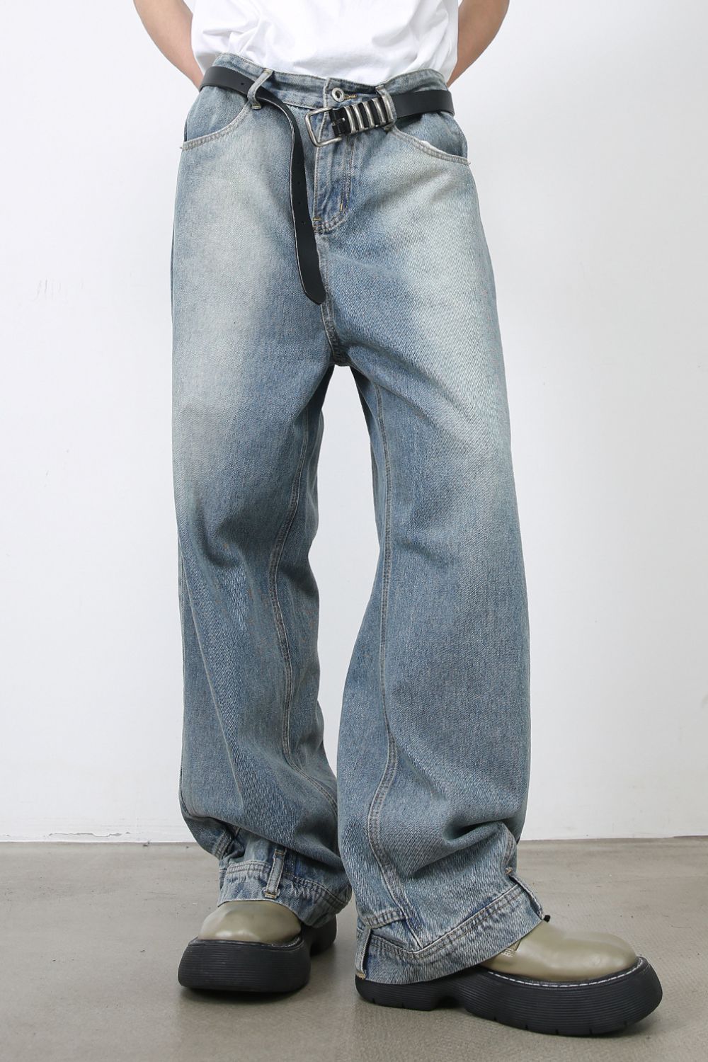 Men's Washed Loose Jeans with Pockets - Securing Secrets Boutique LLC
