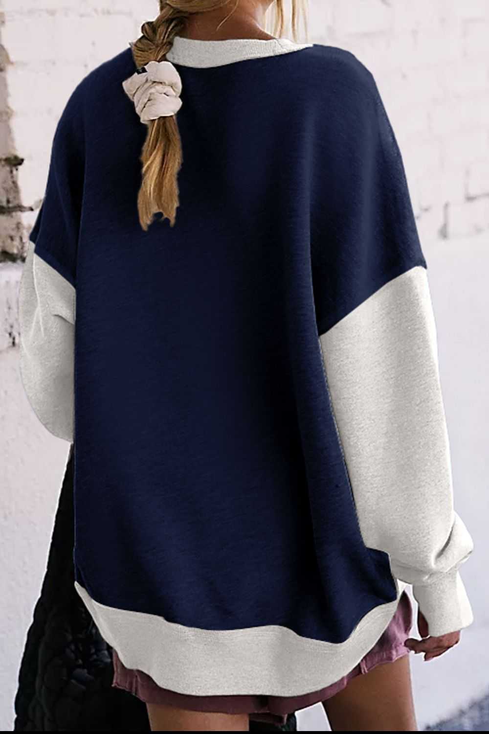 Contrast round neck long sleeve sweatshirt in navy and white, basic style, polyester and cotton blend.
