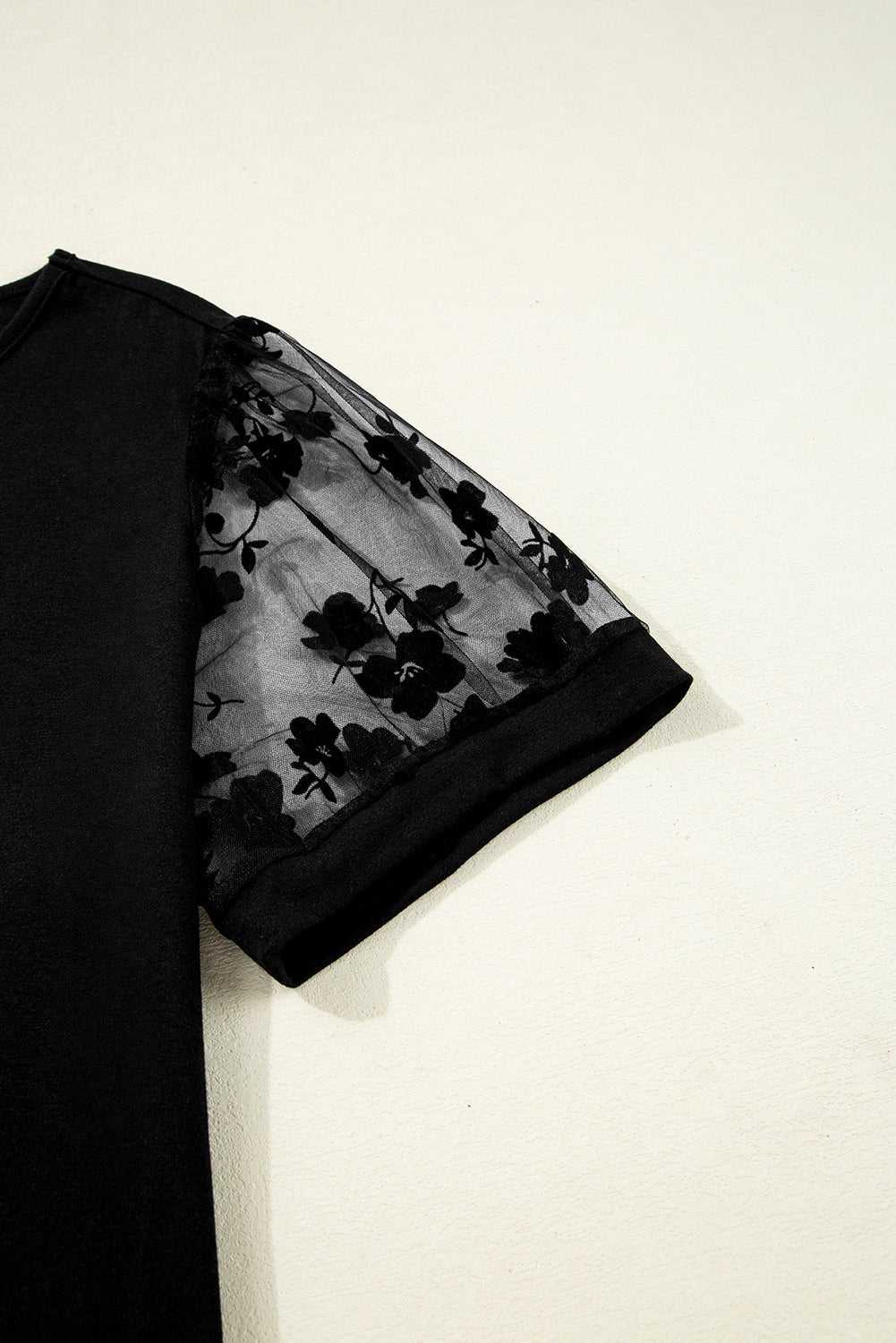 Black Floral Mesh Patchwork Loose V Neck Plus Size T Shirt