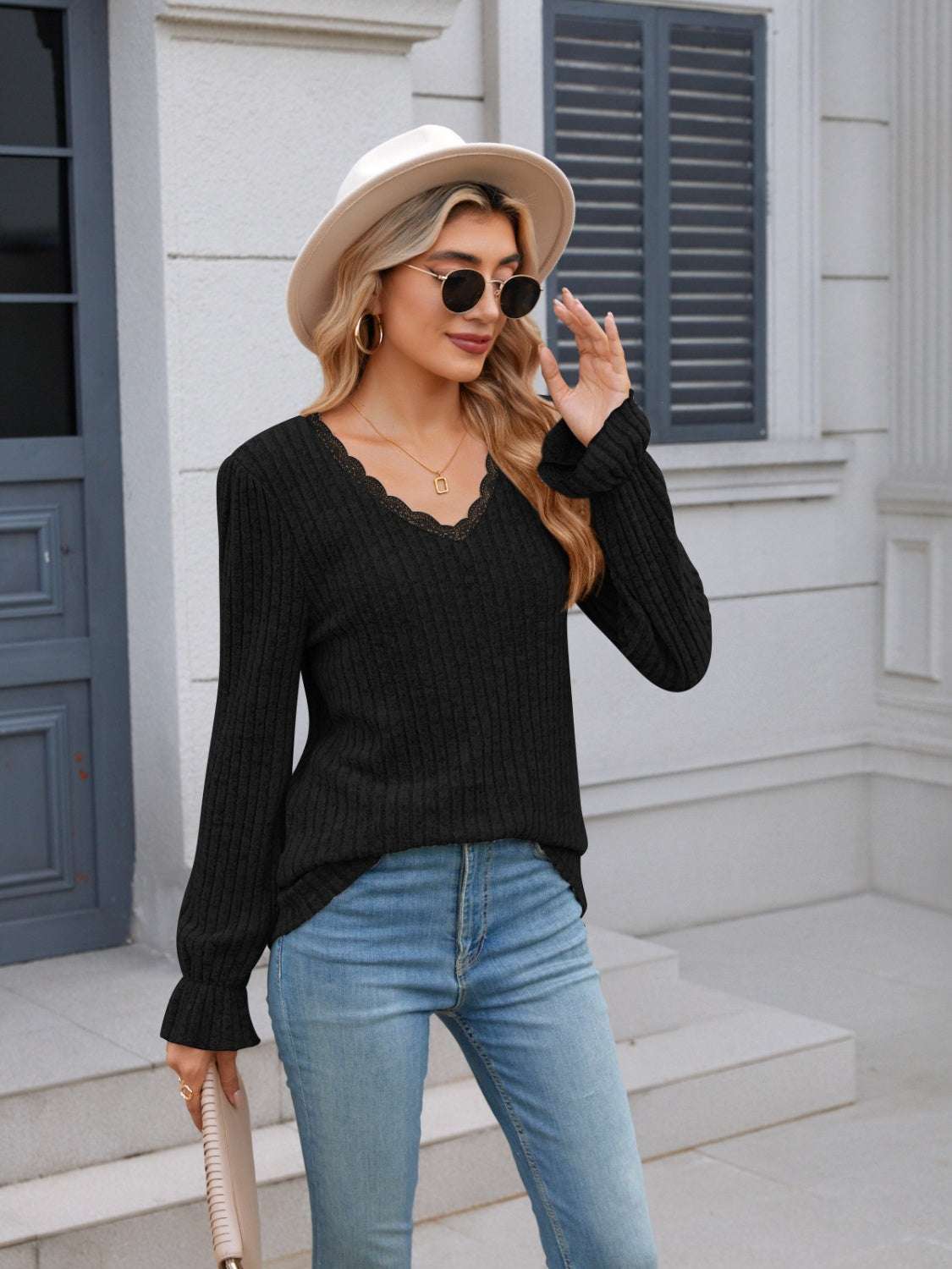 Lace detail V-neck long sleeve T-shirt, black, ruffled style.