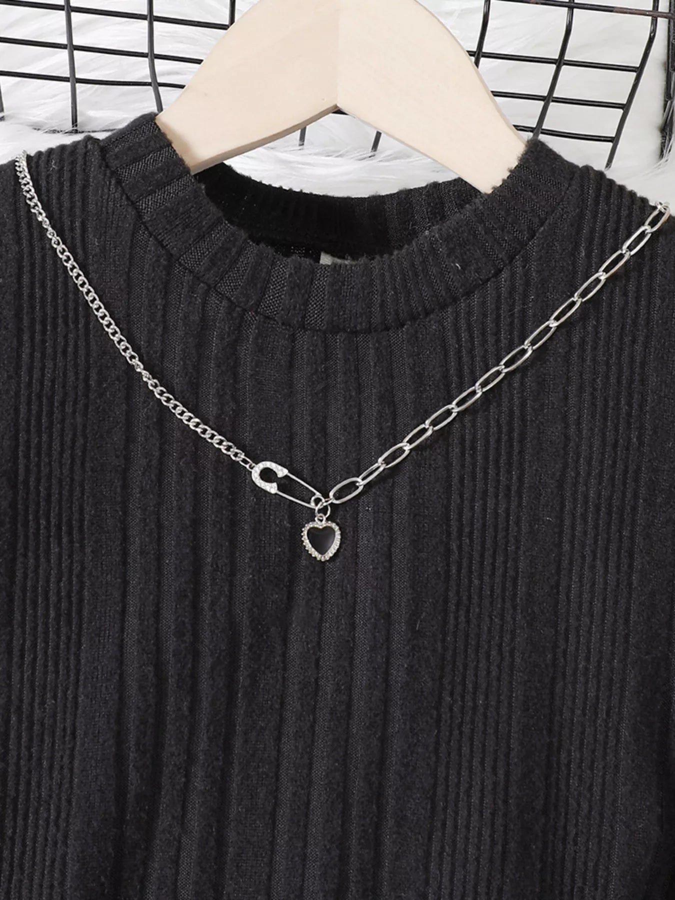 1fee7cb6b4784b30ba420375291d4155-Max-Origin