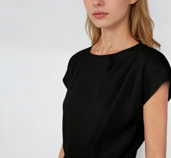 Women's Backless VNeck Versatile And Stylish ShortSleeve Top