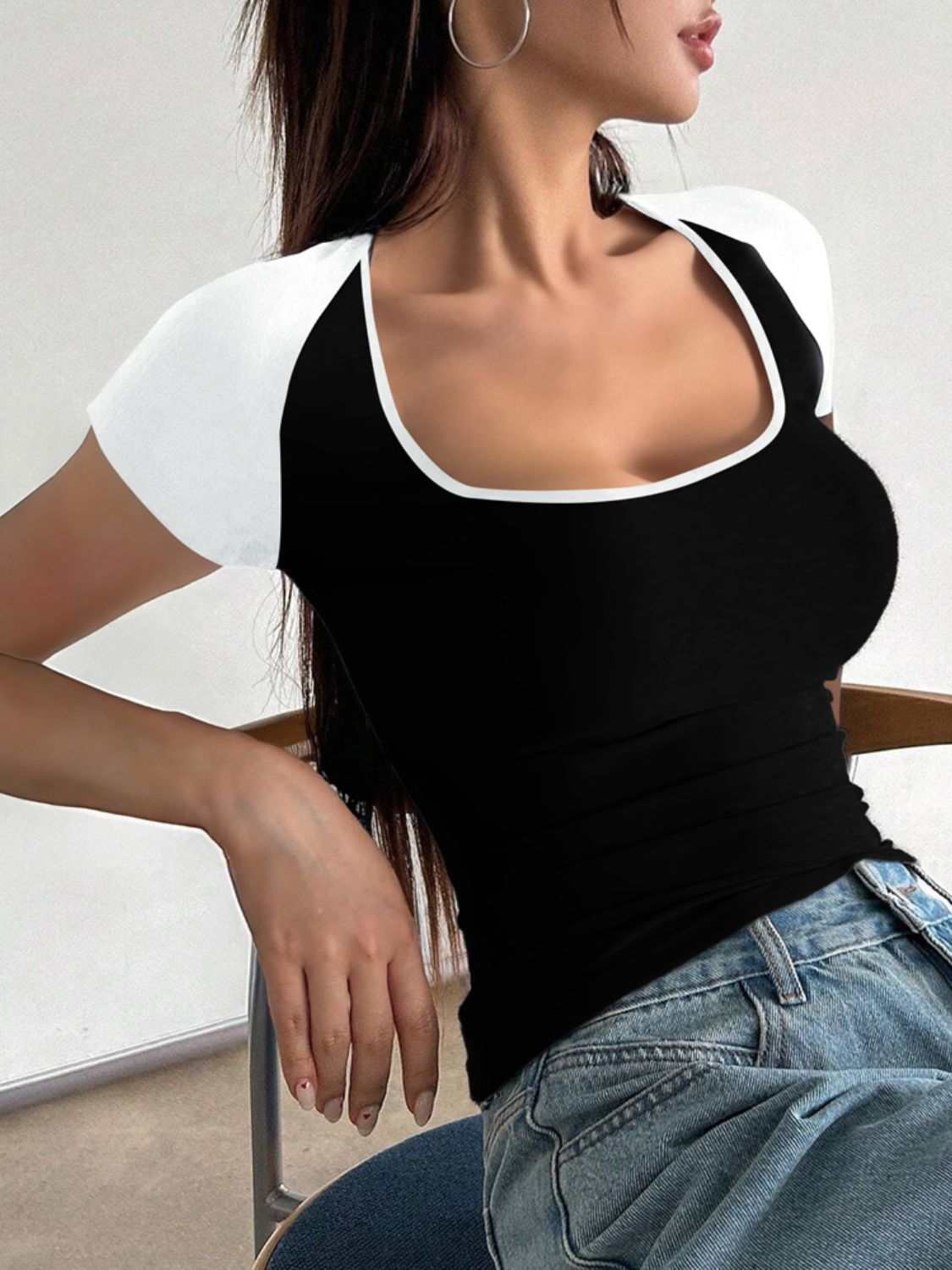 Devine Contrast scoop neck short sleeve T-shirt in black and white, moderate stretch.