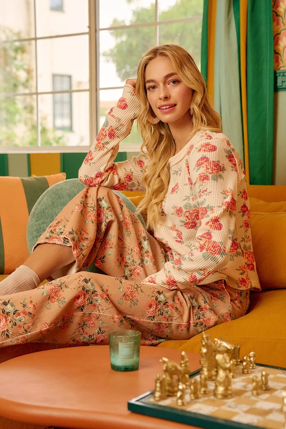 e149ad7a9d3e44ffb422db3c2a1a4e68-Max-Origin